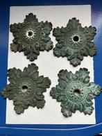 Lot 4 antiek massief bronzen fraaie bloemrozet sierelementen, Enlèvement ou Envoi