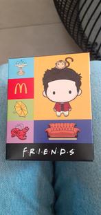 Une figurine friends, Enlèvement