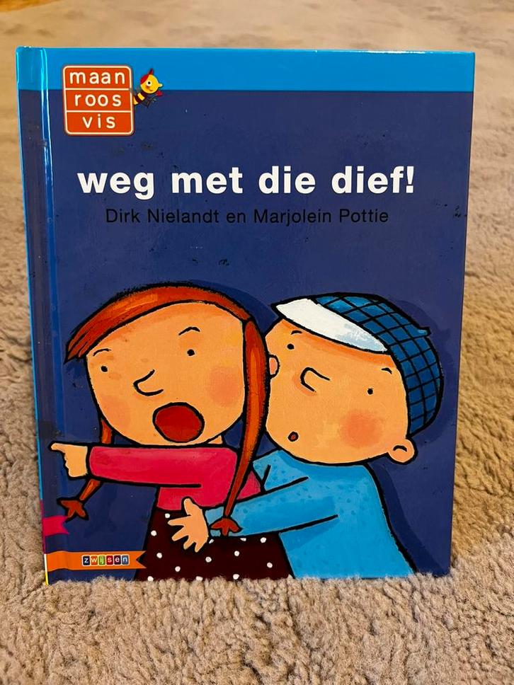 Dirk Nielandt - Weg met die dief!, Boeken, Kinderboeken | Jeugd | onder 10 jaar, Zo goed als nieuw, Ophalen of Verzenden