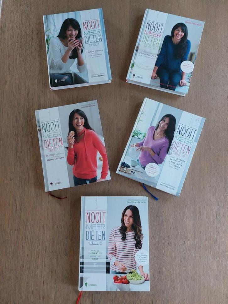 Sandra Bekkari - Nooit meer diëten 1-5, Boeken, Gezondheid, Dieet en Voeding, Zo goed als nieuw, Dieet en Voeding, Ophalen of Verzenden