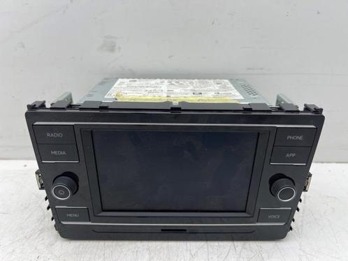 Radio van een Volkswagen Polo, Auto-onderdelen, Elektronica en Kabels, Volkswagen, Gebruikt, 3 maanden garantie, Ophalen of Verzenden