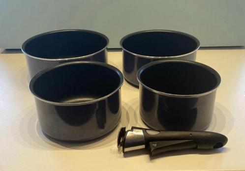 Vierdelige set Tefal Ingenio keukenpotten, Huis en Inrichting, Keuken | Potten en Pannen, Zo goed als nieuw, Pannenset, Keramische plaat