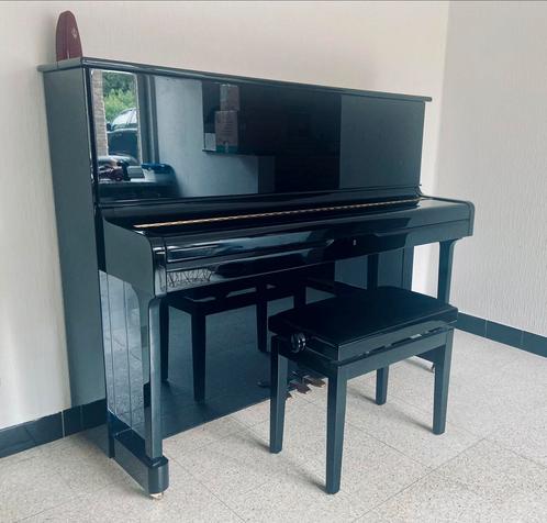 Hyundai U833, zwart hoogglans, Muziek en Instrumenten, Piano's, Zo goed als nieuw, Piano, Zwart, Hoogglans, Ophalen