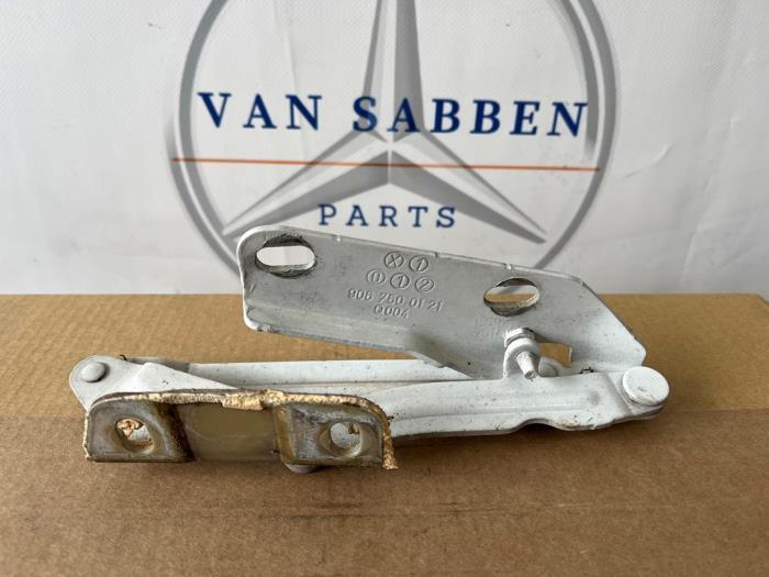 Charnière capot d'un Mercedes Sprinter, Autos : Pièces & Accessoires, Autres pièces automobiles, Mercedes-Benz, Utilisé, 3 mois de garantie