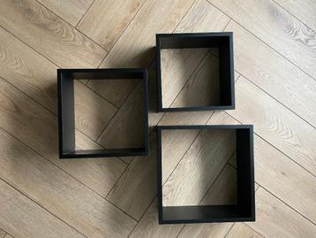 Decoratieve vierkantjes  beschikbaar voor biedingen