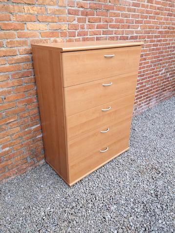 Ladekast  beschikbaar voor biedingen