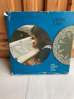Lierse kant van laken tot kant tambour lace Lier kantklossen, Ophalen of Verzenden, Zo goed als nieuw