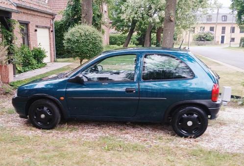 Opel Corsa b 1997, Auto's, Opel, Particulier, Corsa, Centrale vergrendeling, Dakrails, Open dak, Radio, Benzine, Stadsauto, 3 deurs