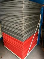 judomatten 100 x 100 x 4 cm grijs/rood/geel 113 stuks, Enlèvement, Utilisé