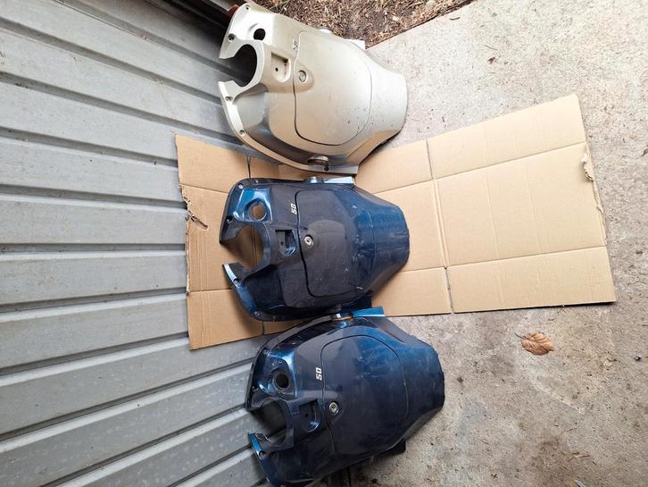 Diverse sym kappen en onderdelen 50cc scooter fiddle 2en3, Fietsen en Brommers, Brommeronderdelen | Algemeen, Carburateur, Ophalen of Verzenden