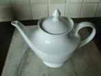 Porseleinen theepot., Ophalen