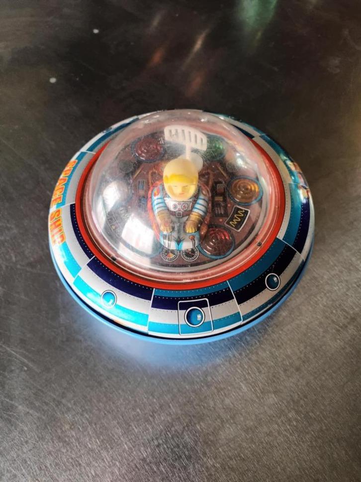 Vintage Space Ship X-5 Tin Toy Flying Saucer Masudaya/MT, Antiek en Kunst, Antiek | Speelgoed, Verzenden