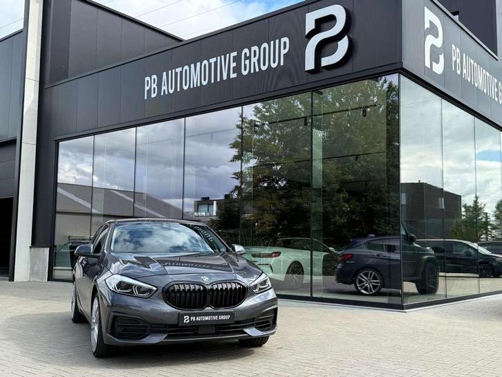 BMW 118 full led-navi-19inch-leder, Auto's, BMW, Bedrijf, Te koop, 1 Reeks, ABS, Airbags, Airconditioning, Alarm, Bluetooth, Boordcomputer