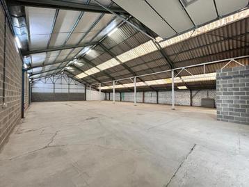 Industriel à louer à Manage beschikbaar voor biedingen