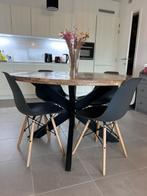 Ronde houten tafel met 4 stoelen te koop, Ophalen, Rond, Zo goed als nieuw, Metaal