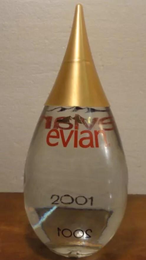 Glazenfles 'waterdruppel'  Bouteille verre 'goutte eau' 2001, Collections, Verres & Petits Verres, Neuf, Autres types, Enlèvement