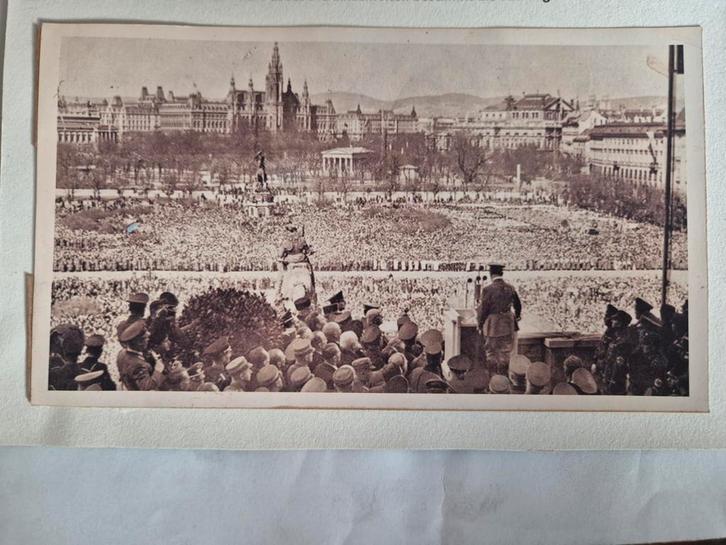 Massabijeenkomst Heldenplatz Wenen 1938 met stempel, Verzamelen, Militaria | Tweede Wereldoorlog, Ophalen of Verzenden