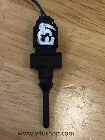 Temperatuur sensor BMW E39 in voorste wielkuip disponible aux enchères