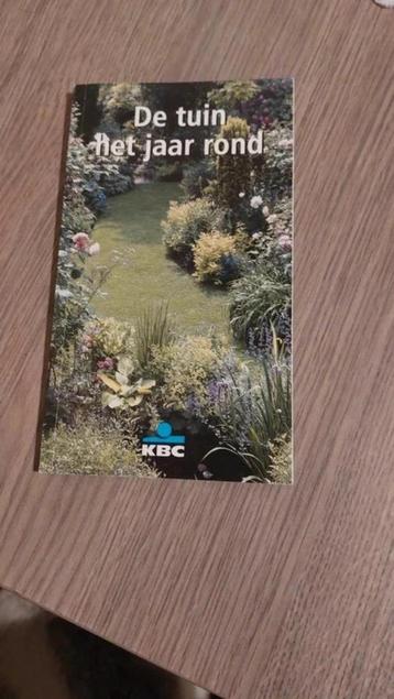 De tuin het jaar rond beschikbaar voor biedingen