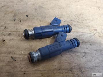 Saab 9000 en 9-5 benzine injector 2.3 en 3.0 v6 0280155712 beschikbaar voor biedingen