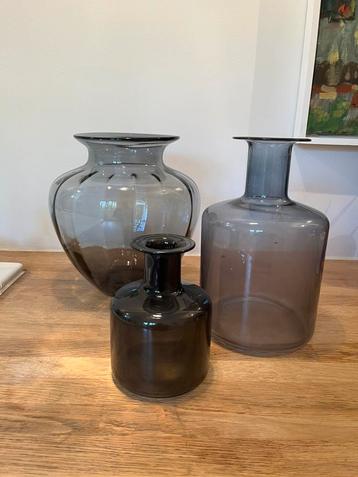 MOOIE VAZEN VAAS 3 STUKS BLAUW GLAS DECO BLOEMEN beschikbaar voor biedingen