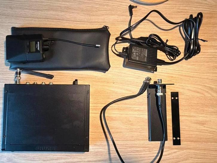 Shure P3TRA (H20, 518-542 MHz) PSM 300 in-ear set, Muziek en Instrumenten, Instrumenten | Toebehoren, Gebruikt, Ophalen