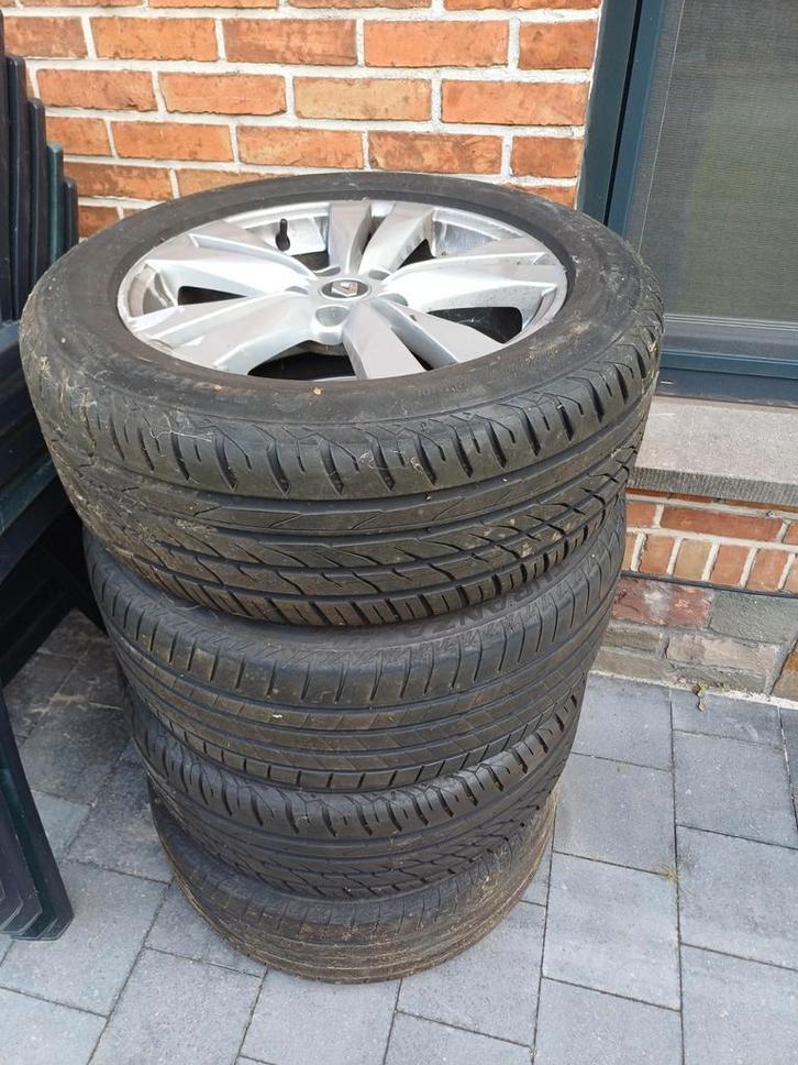 Renault Talisman 225/55/17  set velgen  orgineel  500 euro, Auto-onderdelen, Banden en Velgen, Banden en Velgen, Zomerbanden, 17 inch