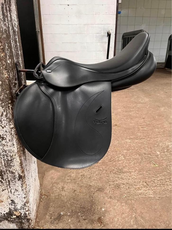 Tekna Spring S-Line QC Zwart 18 inch, Dieren en Toebehoren, Paarden en Pony's | Zadels, Gebruikt, Springen, Ophalen