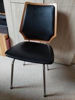 Chaise vintage cuir noir et bois, Noir, Bois, Utilisé, Enlèvement ou Envoi