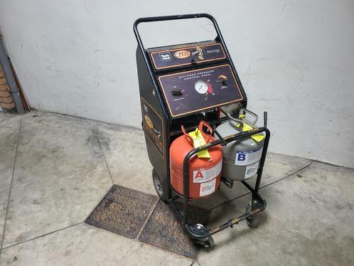 Touch n Seal Series 2 CPDS Spray Foam Machine, Doe-het-zelf en Bouw, Schildersmaterialen, Gebruikt, Verfspuit of Verfpomp, Ophalen