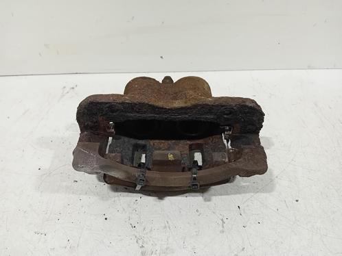 REMKLAUW LINKS VOOR Hyundai Santa Fe I (01-2000/03-2006), Auto-onderdelen, Remmen en Aandrijving, Hyundai, Gebruikt