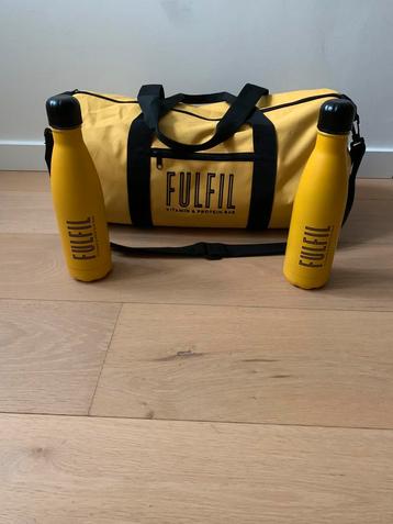 Nieuwe mooie ruime sporttas van fulfil beschikbaar voor biedingen