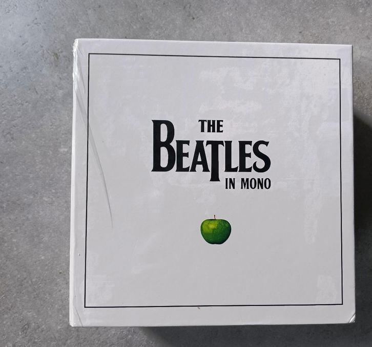 Beatles In Mono:The Complete Mono Albums CD box set - Sealed, Cd's en Dvd's, Cd's | Rock, Nieuw in verpakking, Poprock, Ophalen of Verzenden