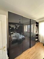 Zwarte kleerkast IKEA- glazen kastdeuren, Huis en Inrichting, Kasten | Kleerkasten, 200 cm of meer, Modern, Met plank(en), 50 tot 75 cm
