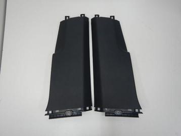 VW Tiguan 571 B-stijlen Set Onderkant Zwart Set L+R 57186729 beschikbaar voor biedingen