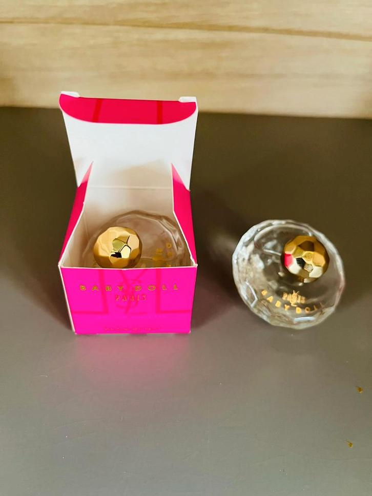 Poupée YSL Baby Doll Lady Mini 7,5 ml, cadeau séduisant, Bijoux, Sacs & Beauté, Beauté | Parfums, Neuf, Enlèvement ou Envoi