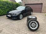 BMW 320i in TOPSTAAT inclusief winterbanden op BMW-velg, Auto's, BMW, Te koop, Emergency brake assist, Berline, Benzine