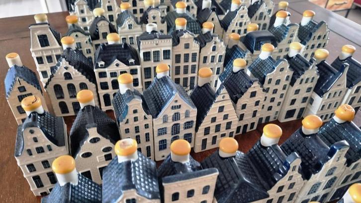 Te Koop Collectie van KLM Huisje  Bols   1 t/m 83, Verzamelen, Sabenasouvenirs, Gebruikt, 1 t/m 20, Ophalen of Verzenden