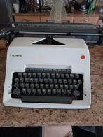 Olympia   internationaal   typemachine, Ophalen, Gebruikt
