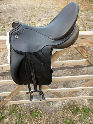 Kieffer dressuur zadel nr 2, Enlèvement, Dressage