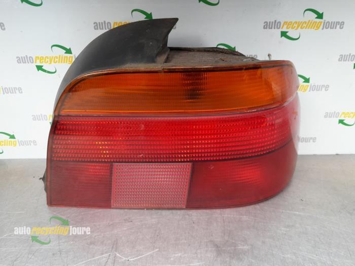 Achterlicht links van een BMW 5-Serie, Auto-onderdelen, Verlichting, BMW, Gebruikt, 3 maanden garantie