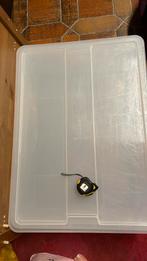 2 plastieke bakken, Moins de 35 cm, Comme neuf, Enlèvement, Autres types