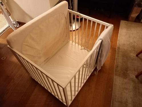 Box met matras, Enfants & Bébés, Chambre d'enfant | Lits, Comme neuf, Moins de 140 cm, 70 à 85 cm, Matelas, Enlèvement