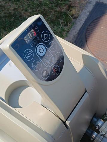 Jacuzzi opblaasbaar, Ophalen, Minder dan 80 cm, Rond, Zo goed als nieuw