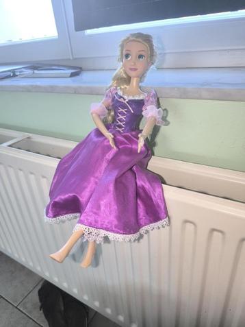 Rapunzel van 40 cm beschikbaar voor biedingen