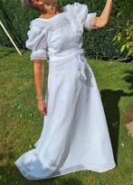 Robe mariée vintage T 38, L 135-160cm, traine voile 240 cm, Kleding | Dames, Trouwkleding en Trouwaccessoires, Ophalen of Verzenden