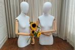 Paspop. Vrouwenbuste. Decoratie. De 2 mannequins = €80., Antiek en Kunst, Ophalen