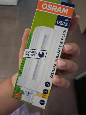 Osram Spaarlamp DULUX T/E 26 W 830 beschikbaar voor biedingen