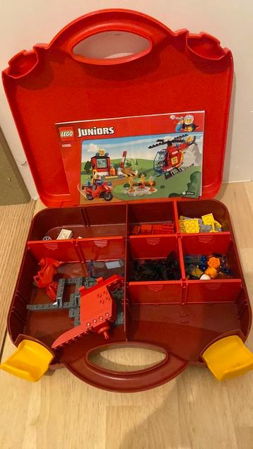 Lego Juniors Brandweer koffer beschikbaar voor biedingen