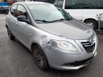 REMKLAUW RECHTS VOOR ABS Lancia Ypsilon (312) (01-2011/-) beschikbaar voor biedingen